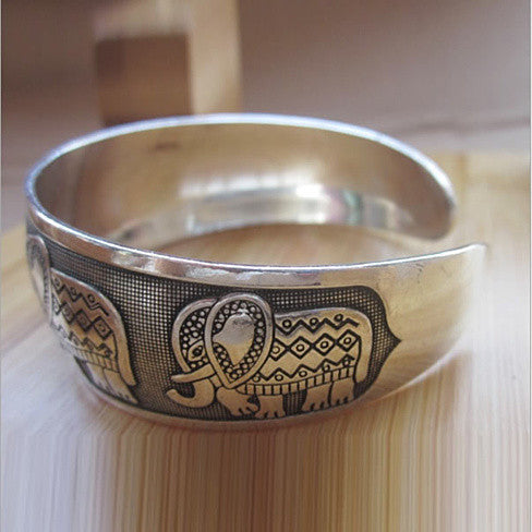 Thai Five Elephant Family Bangle Bracelet